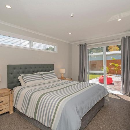 Modern Beach Pad - Whitianga Holiday Home Exterior foto